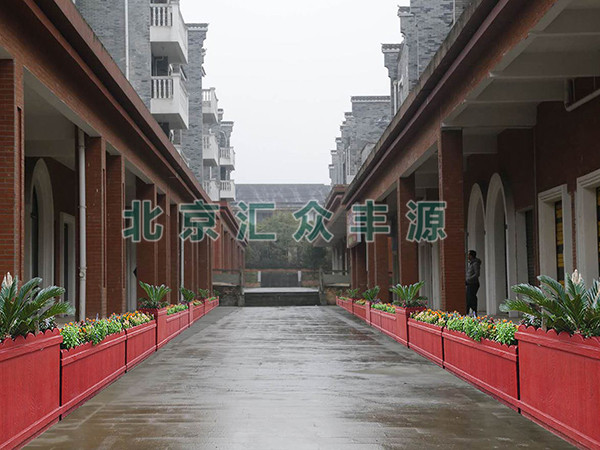 廣場花箱